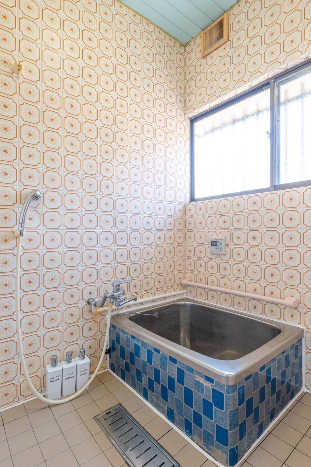 Guest House Nagasaki 1 御船蔵の我が家 1 Экстерьер фото